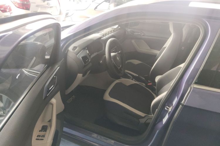 Volkswagen T-Cross 2021 car image #16