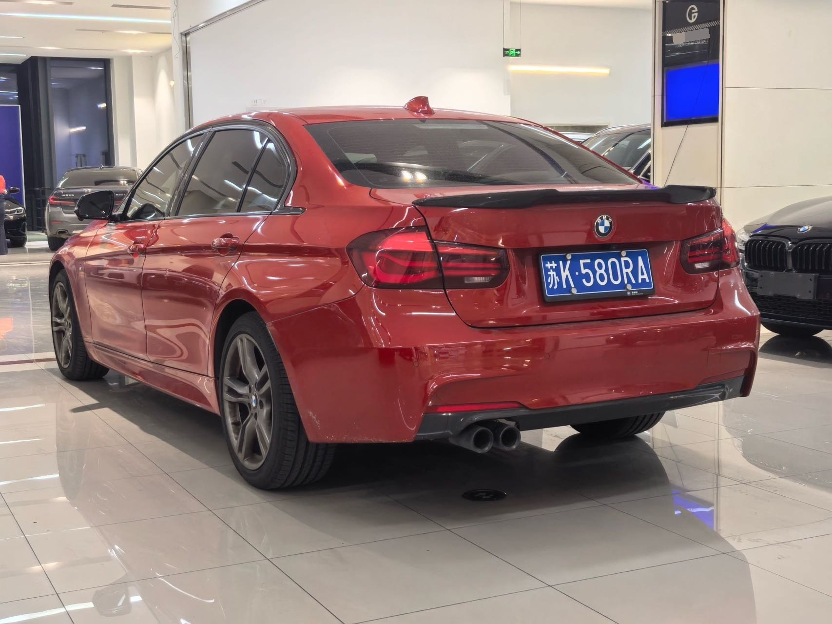 BMW 3 Series 2017 #9 BMW 3 Series 2017 صورة سيارة #9