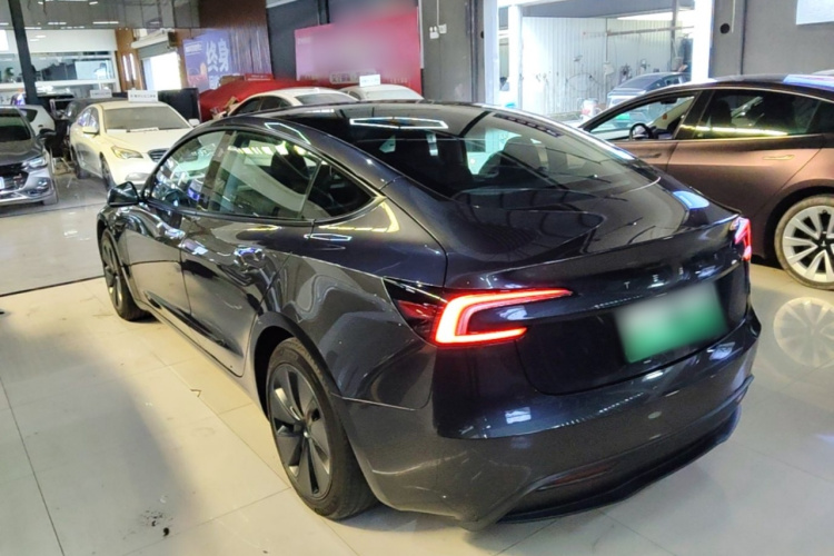 Tesla Model 3 2024 #5 Tesla Model 3 2024 car image #5