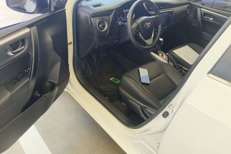 Toyota Corolla 2018 #16 Toyota Corolla 2018 car image #16
