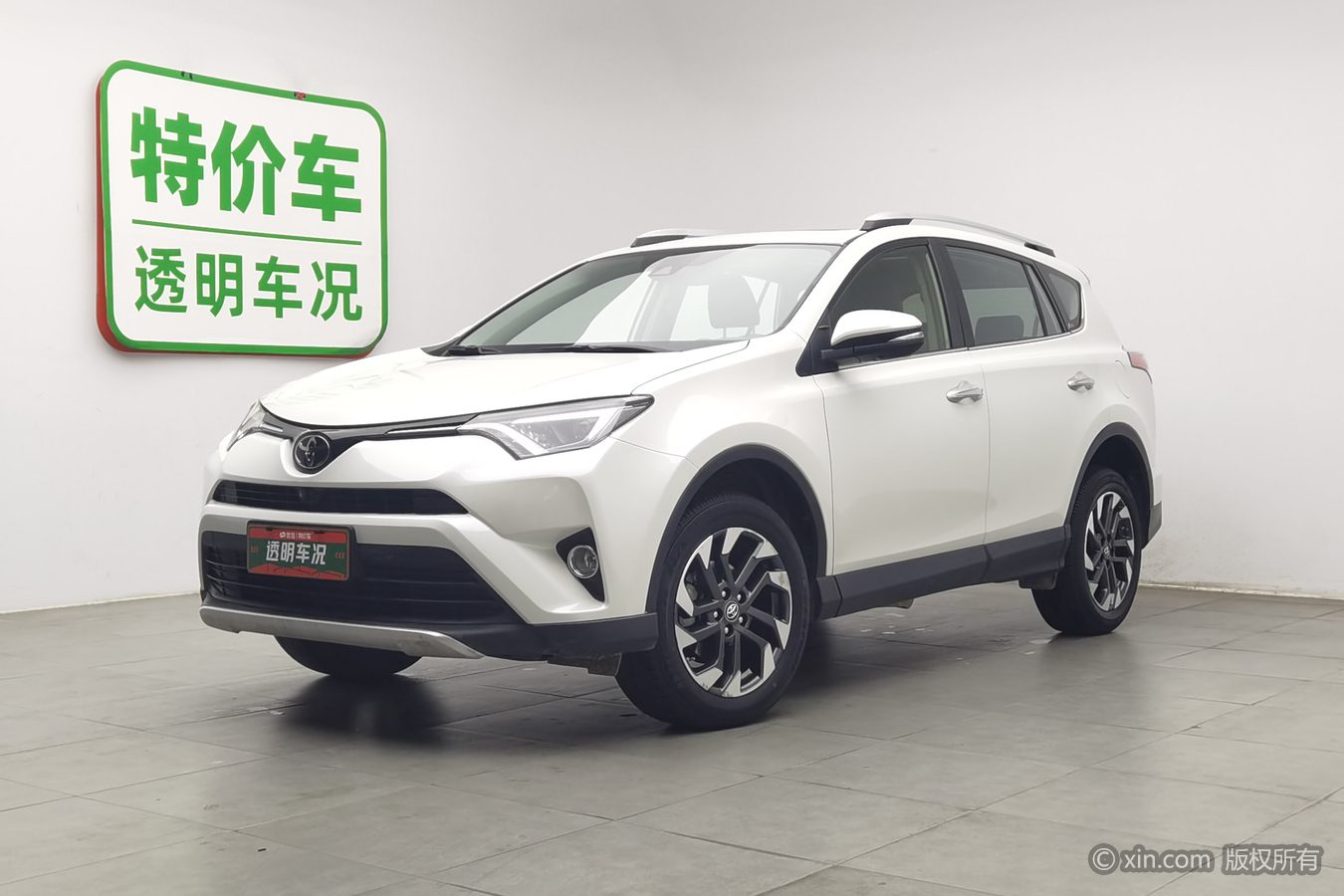 Toyota RAV4 2018 #2 Toyota RAV4 2018 car image #2