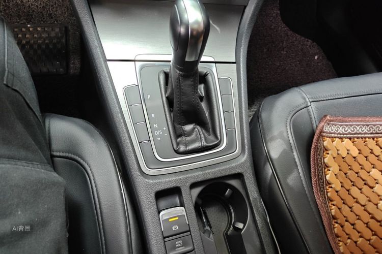 Volkswagen Golf 2016 car image #16