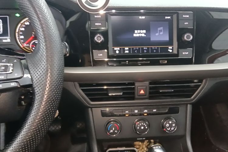 Volkswagen Lavida 2019 #13 Volkswagen Lavida 2019 car image #13