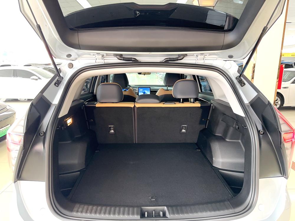 GEELY Boyue L 2023 car image #25