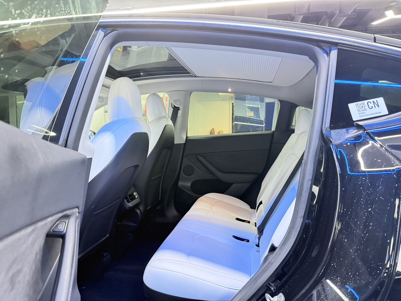 Tesla Model Y 2021 #5 Tesla Model Y 2021 car image #5