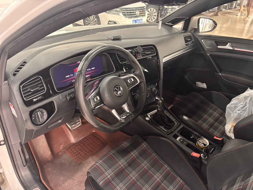 Volkswagen GolfGTI 2018 #3 Volkswagen GolfGTI 2018 imagen de coche #3