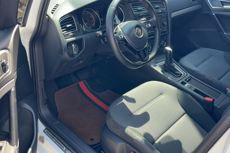Volkswagen Golf 2019 #9 Volkswagen Golf 2019 car image #9