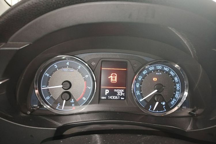 Toyota Corolla 2016 #12 Toyota Corolla 2016 car image #12