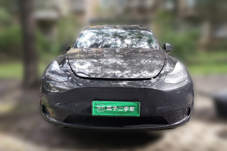 Tesla Model Y 2023 #3 Tesla Model Y 2023 car image #3