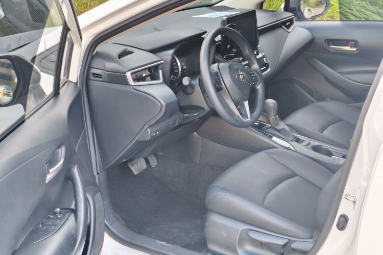 Toyota Corolla 2023 car image #17