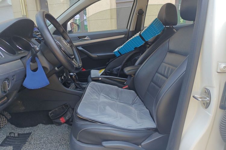 Volkswagen Lavida 2018 car image #17