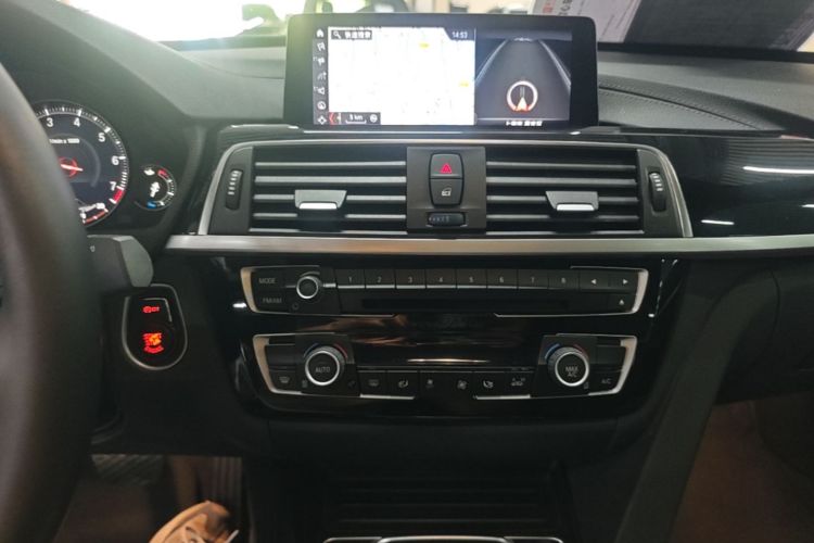 BMW 3 Series GT 2019 imagem de carro #13