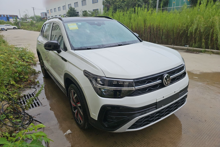 Volkswagen Tharu 2025 car image #5