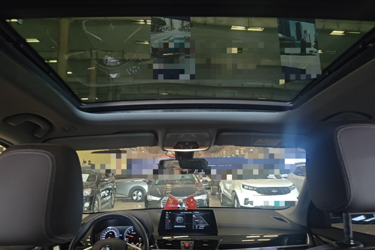 BMW X1 2021 car image #18