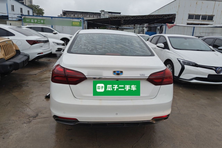 GEELY Emgrand 2019 car image #6