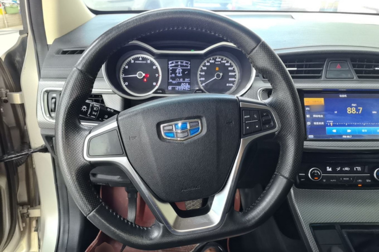 GEELY Emgrand GS 2017 car image #16