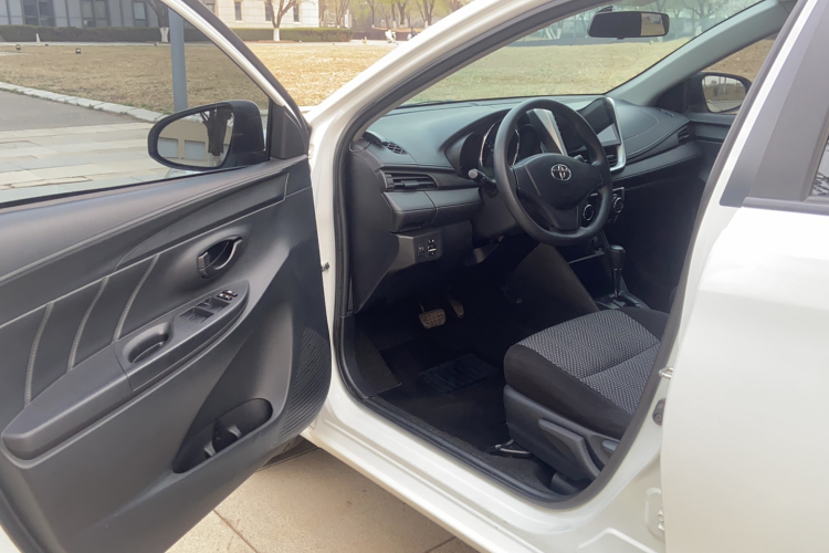 Toyota Vios 2020 car image #13