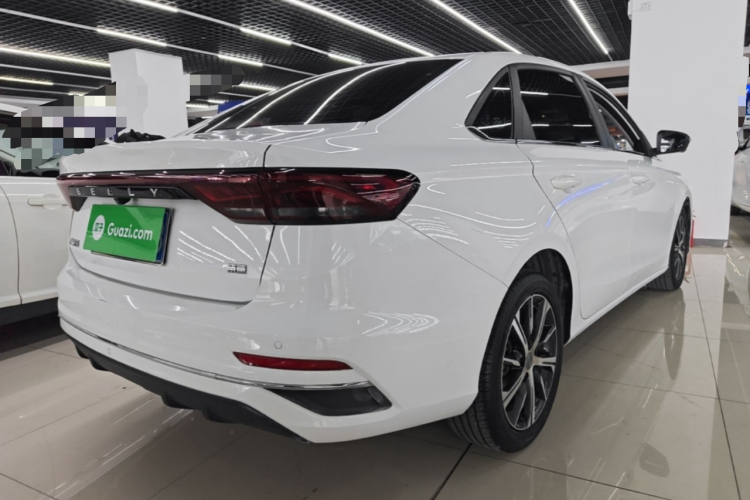 GEELY Emgrand 2022 #7 GEELY Emgrand 2022 car image #7