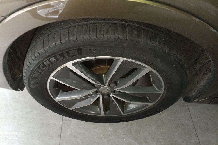 Audi Q3 2018 image de voiture #9