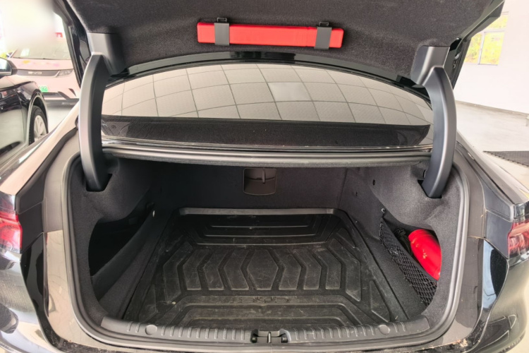 BYD Han 2023 car image #19
