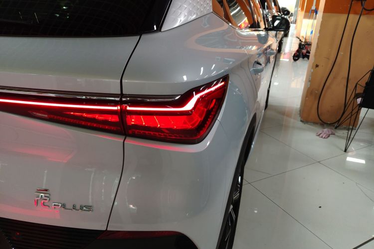 BYD Yuan Plus 2023 صورة سيارة #8