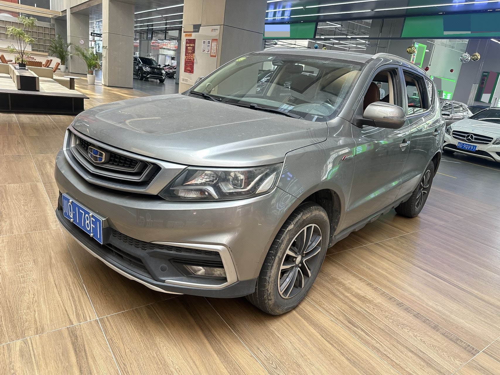 GEELY Vision X6 2018 car image 