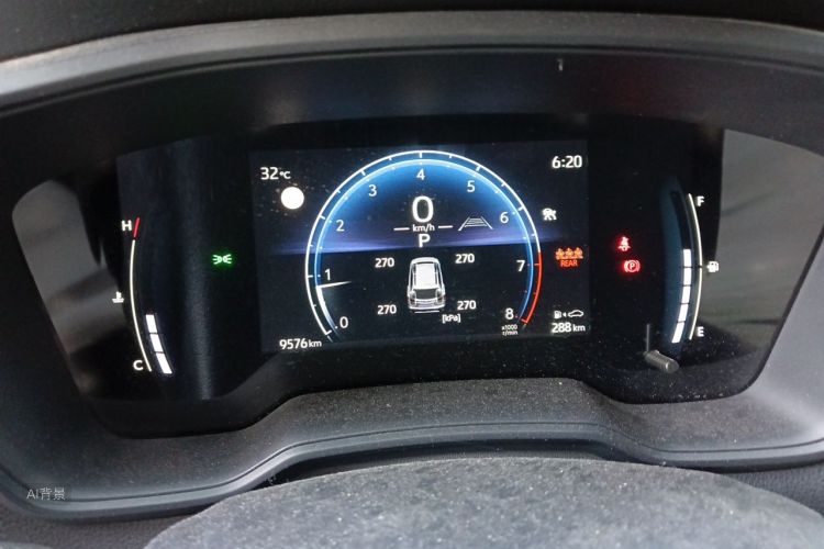 Toyota Corolla Cross 2023 immagine di auto #13