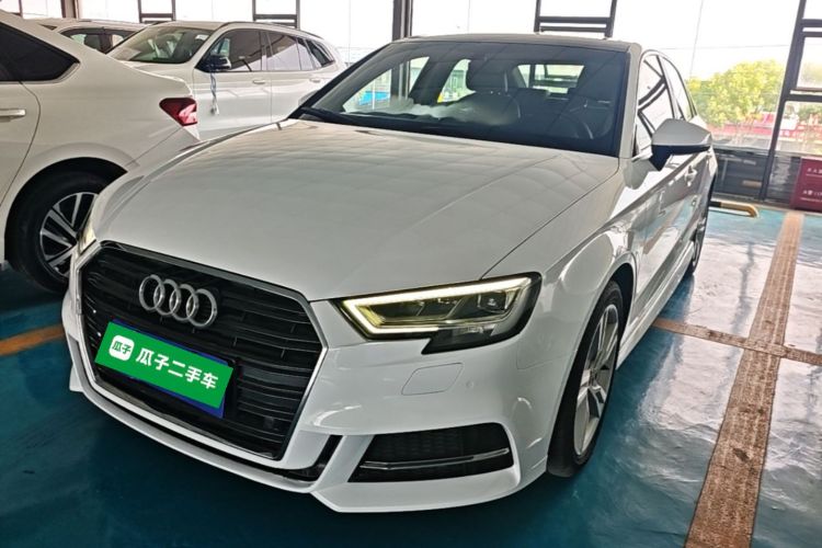 Audi A3 2019 car image #2