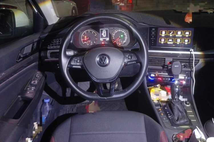 Volkswagen Bora 2021 car image #15