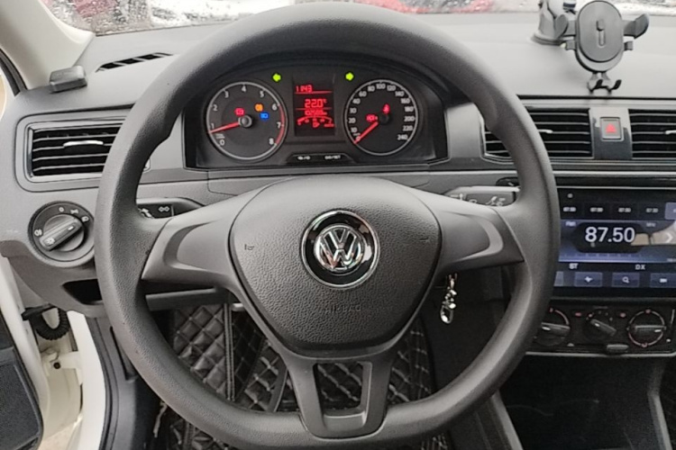 Volkswagen Santana 2017 #15 Volkswagen Santana 2017 car image #15