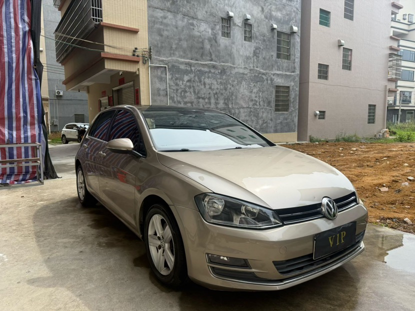 Volkswagen Golf 2015 Volkswagen Golf 2015 car image