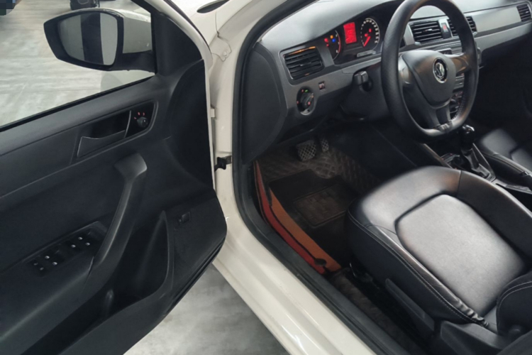 Volkswagen Santana 2021 car image #16