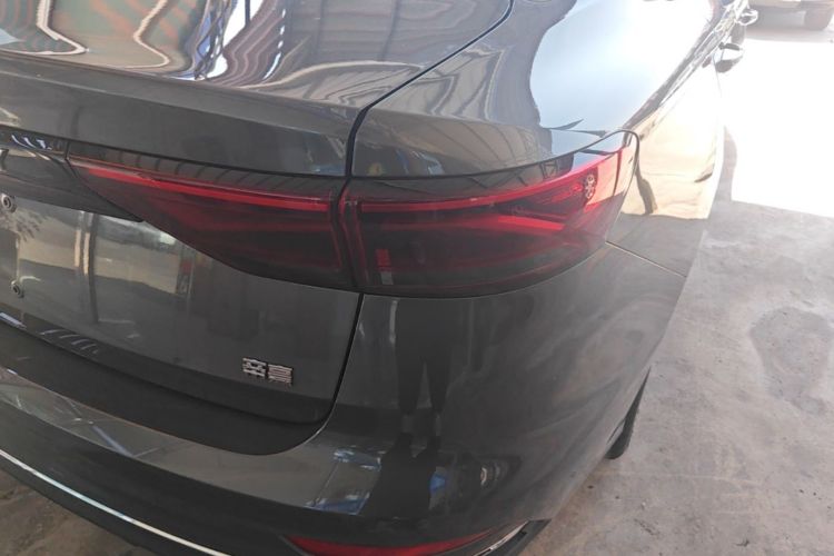 GEELY Emgrand 2025 car image #8