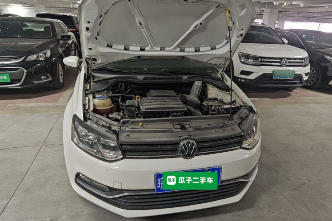Volkswagen Polo 2015 #11 Volkswagen Polo 2015 car image #11