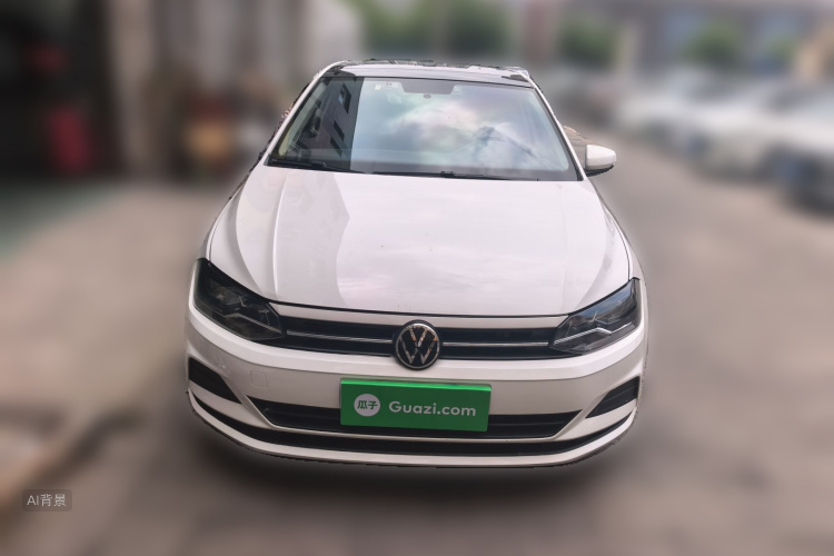 Volkswagen Polo 2022 car image #3