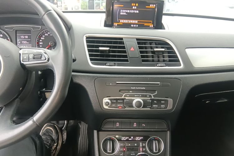 Audi Q3 2017 #13 Audi Q3 2017 car image #13