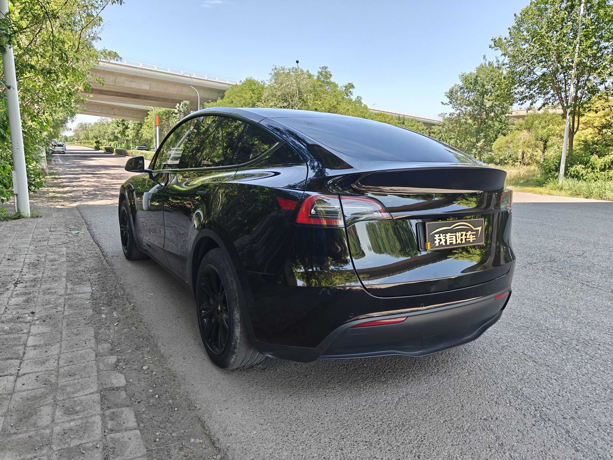 Tesla Model Y 2021 #24 Tesla Model Y 2021 car image #24