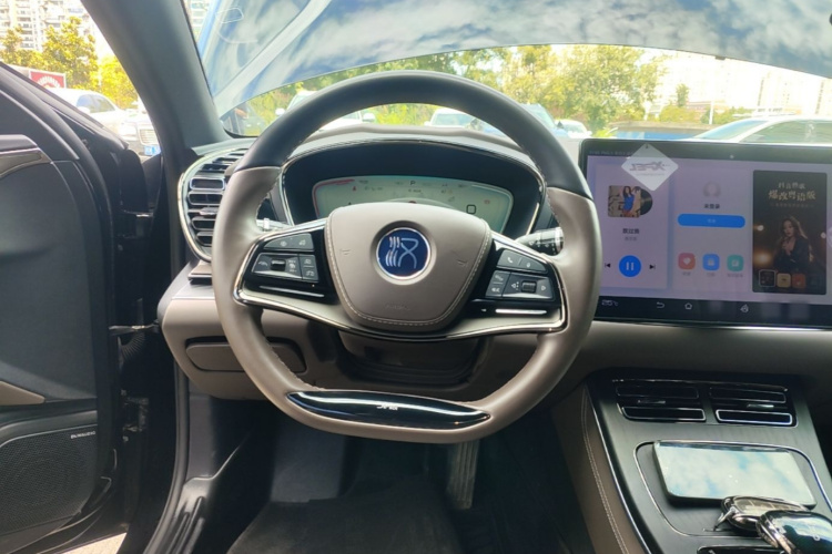BYD Han 2023 image de voiture #11