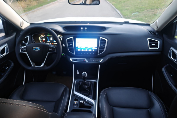 GEELY Vision X6 2018 #13 GEELY Vision X6 2018 car image #13
