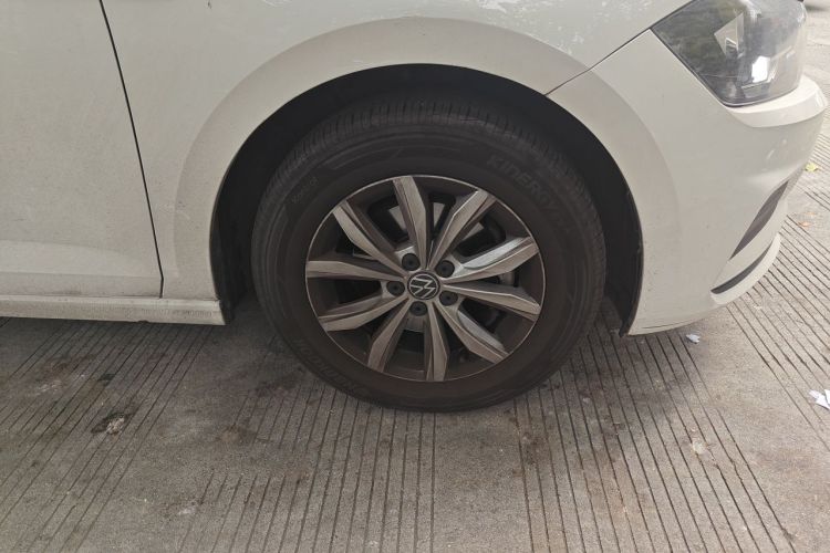 Volkswagen Polo 2023 car image #6