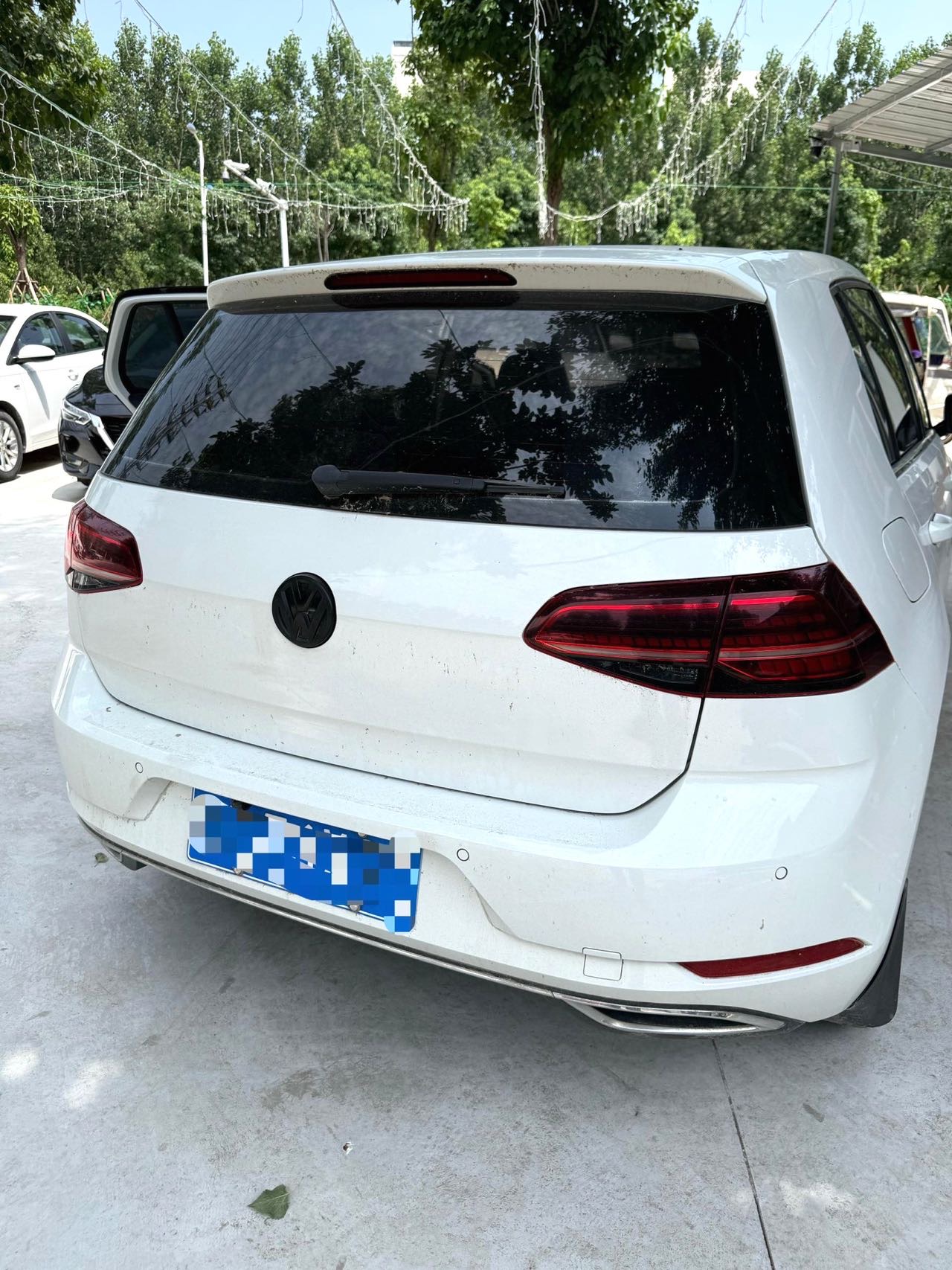 Volkswagen Golf 2018 car image #4