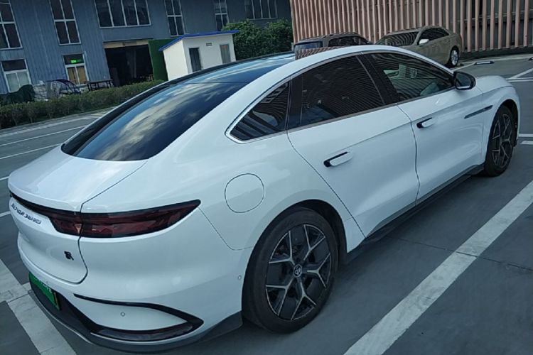 BYD Han 2022 car image #7