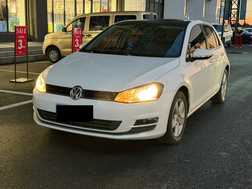 Volkswagen Golf 2016 car image 