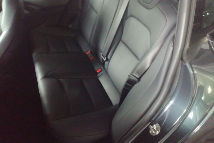 Tesla Model 3 2024 #17 Tesla Model 3 2024 car image #17