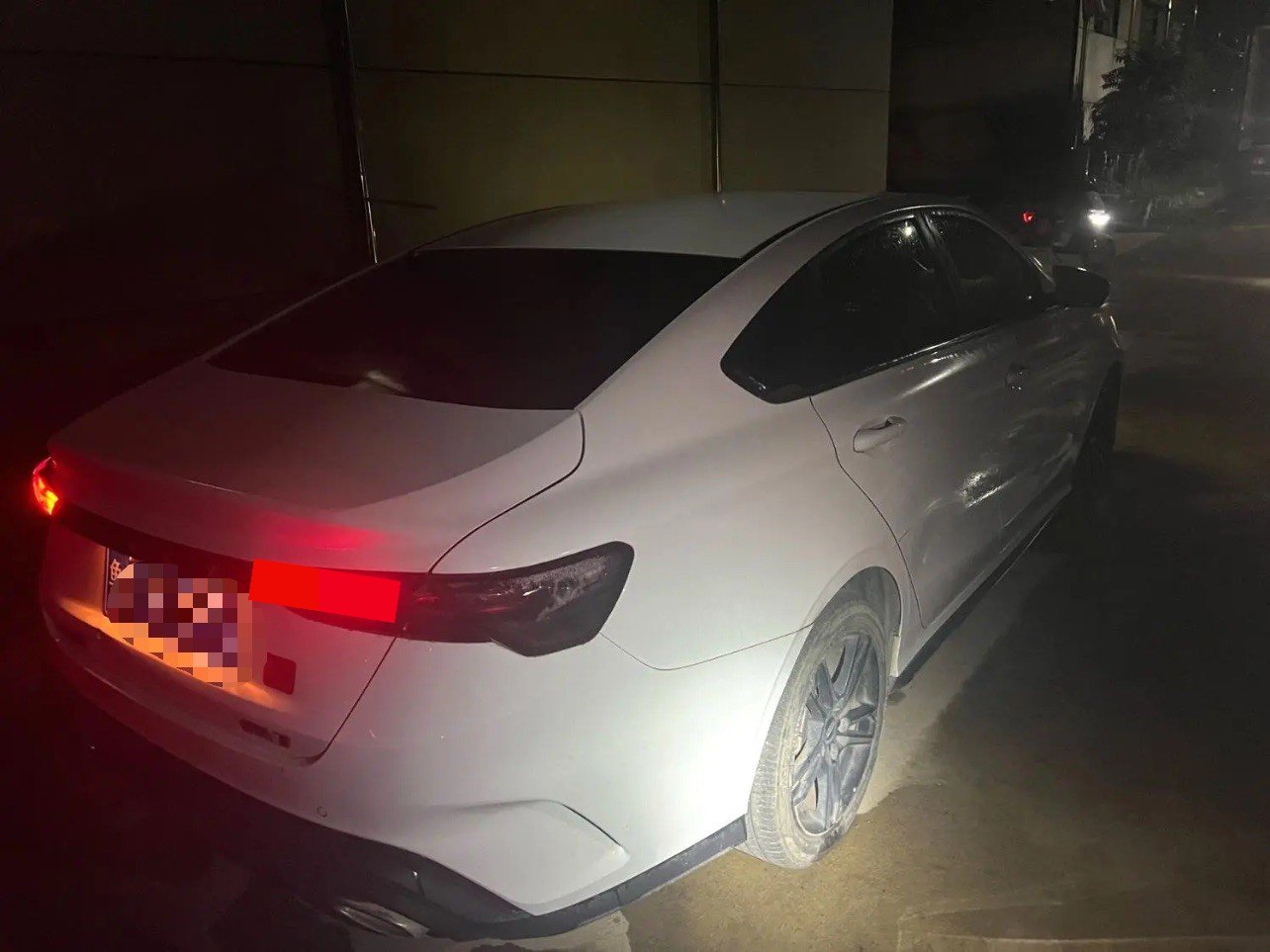 GEELY Binray 2023 #2 GEELY Binray 2023 car image #2