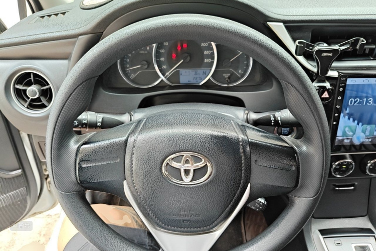 Toyota Corolla 2019 #12 Toyota Corolla 2019 car image #12