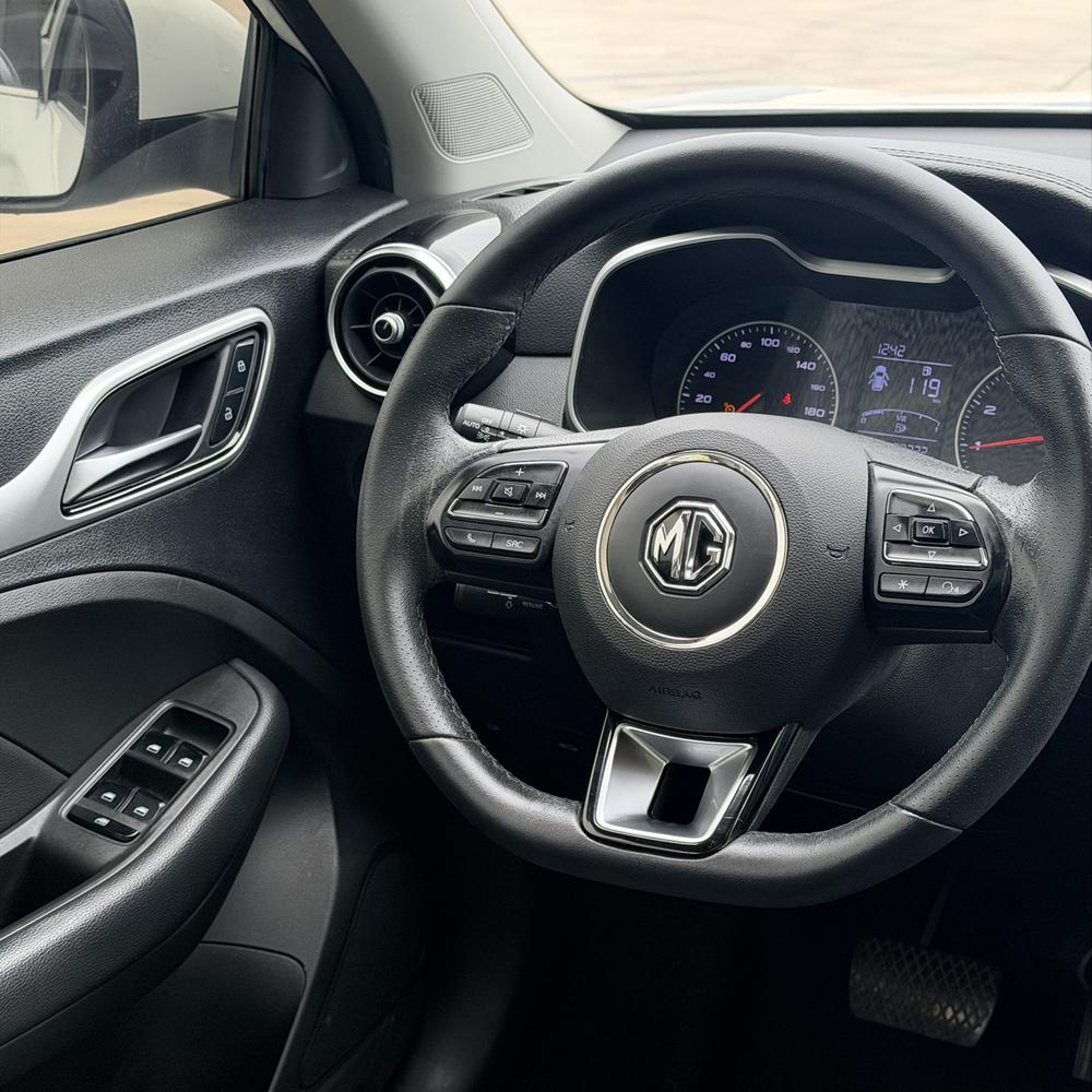 MG ZS 2017 #18 MG ZS 2017 car image #18