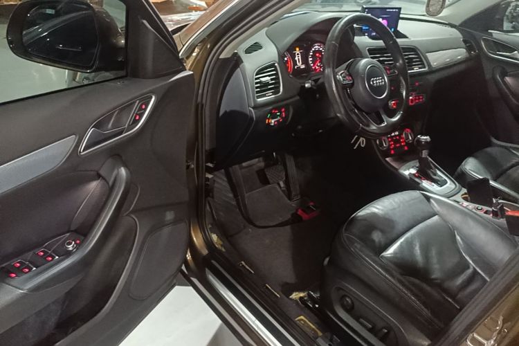 Audi Q3 2016 #16 Audi Q3 2016 car image #16