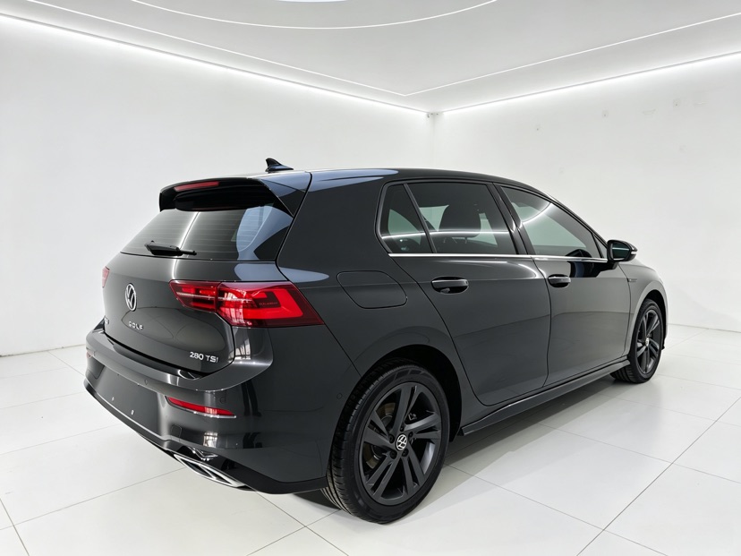 Volkswagen Golf 2022 immagine di auto #4