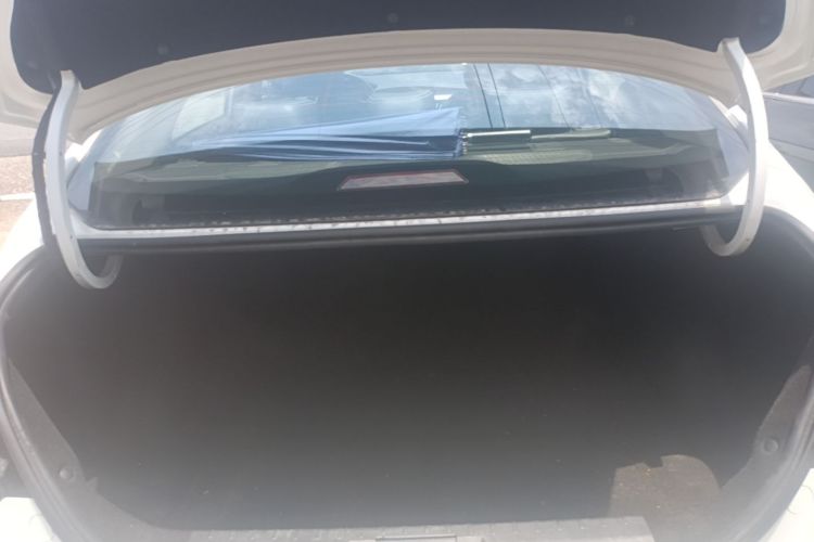 GEELY Emgrand 2019 #19 GEELY Emgrand 2019 car image #19